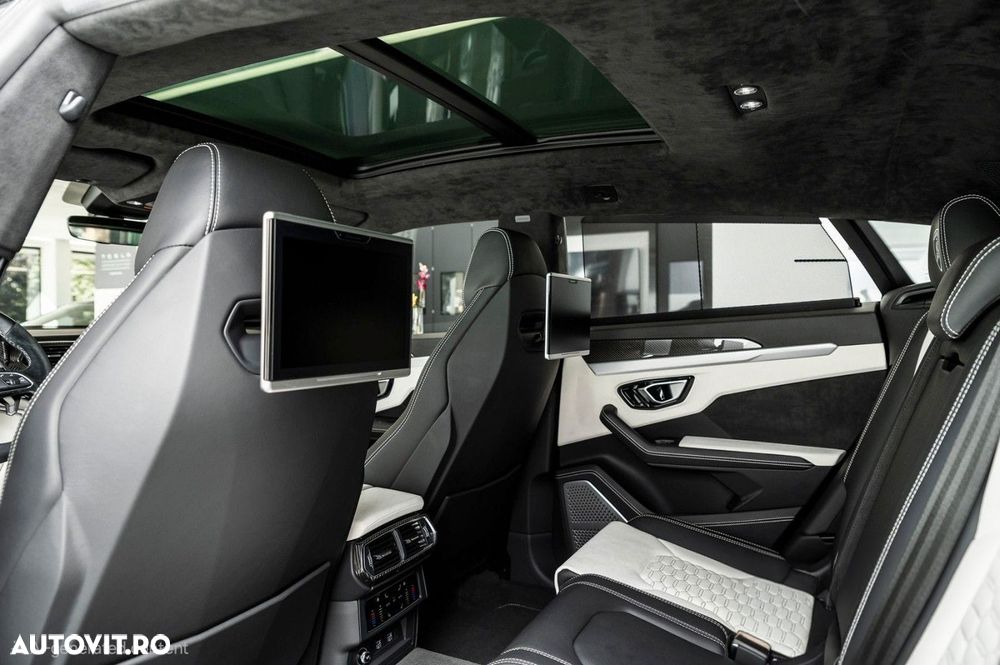 Lamborghini URUS - 6