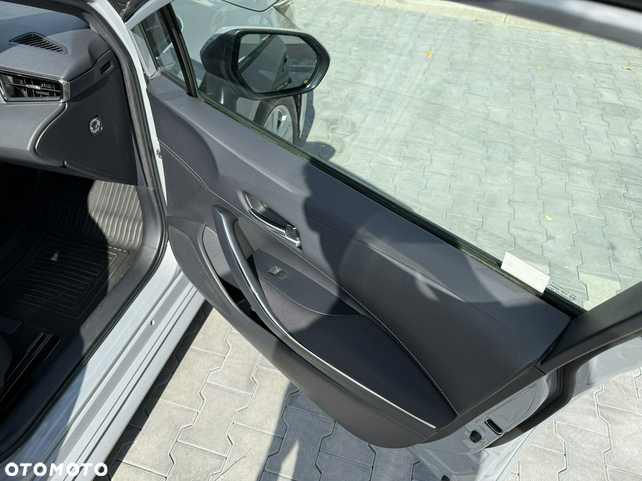 Toyota Corolla - 12