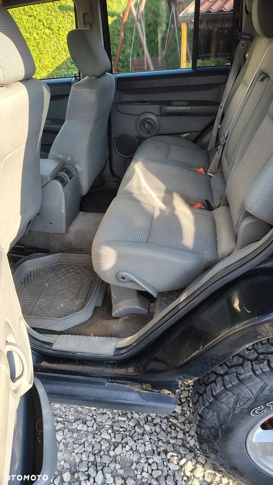 Jeep Commander 3.7 V6 - 12