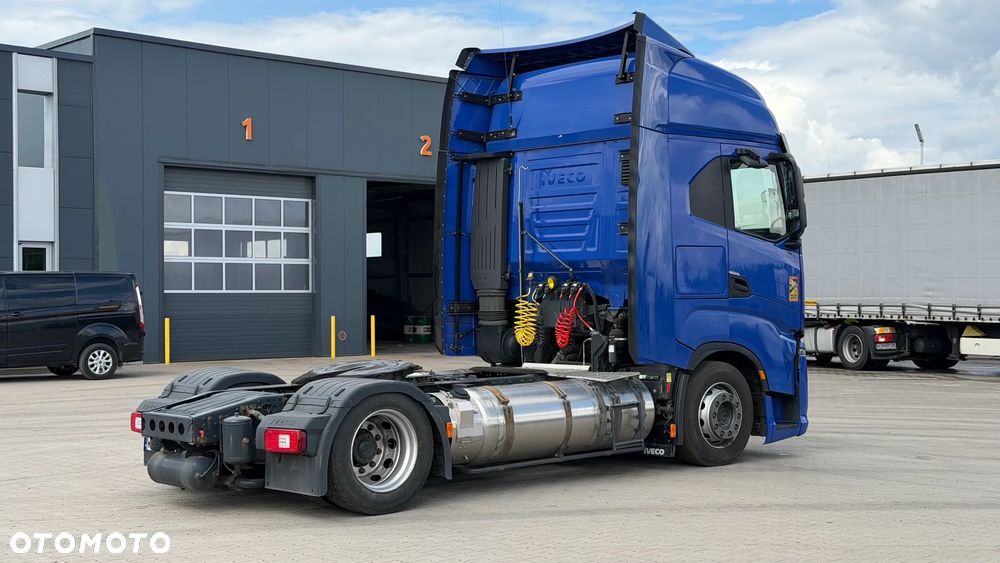 Iveco S-WAY - 4