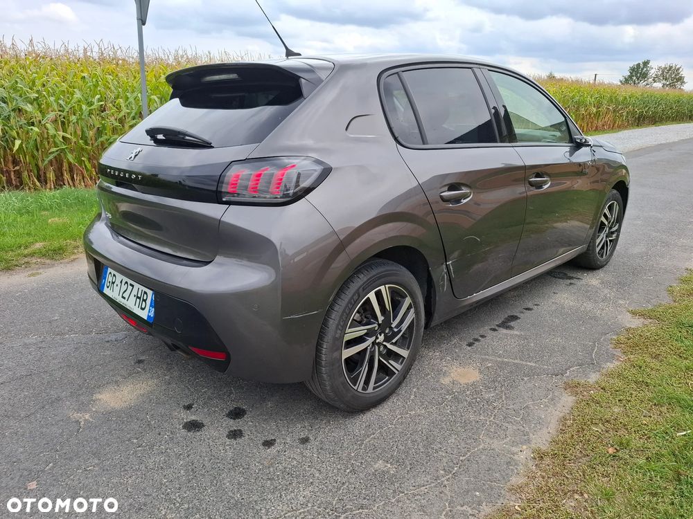 Peugeot 208 1.2 T Allure S&S - 6