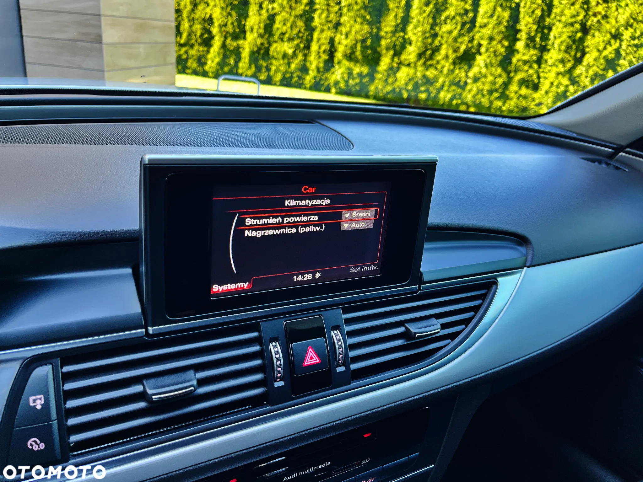 Audi A6 Avant 2.0 TDI Ultra S tronic - 33