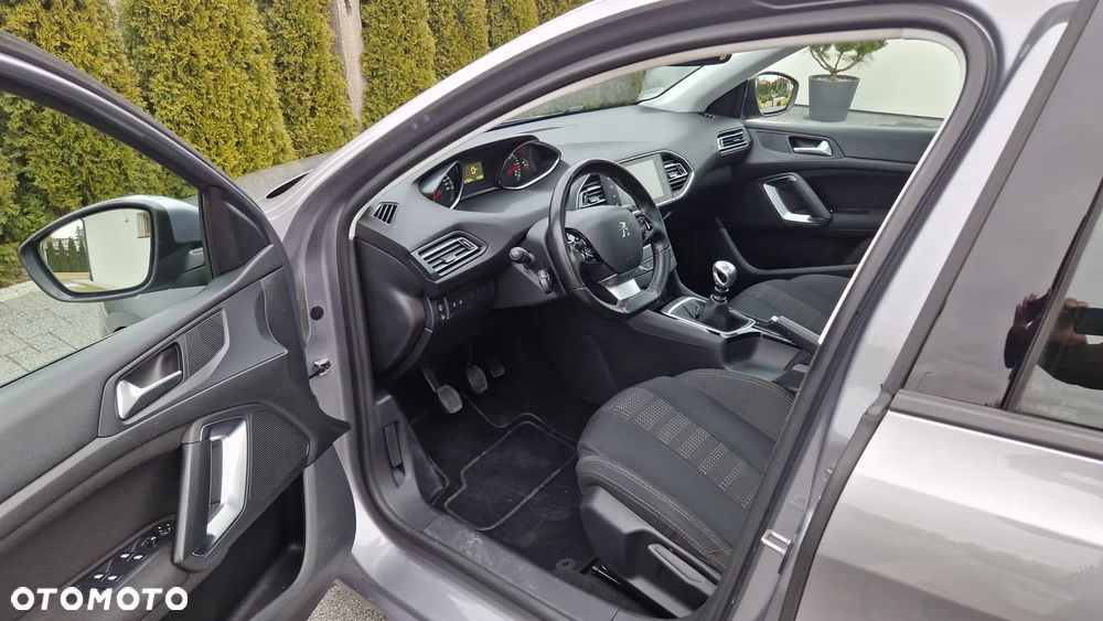 Peugeot 308 BlueHDi 120 Stop & Start Business-Line - 23