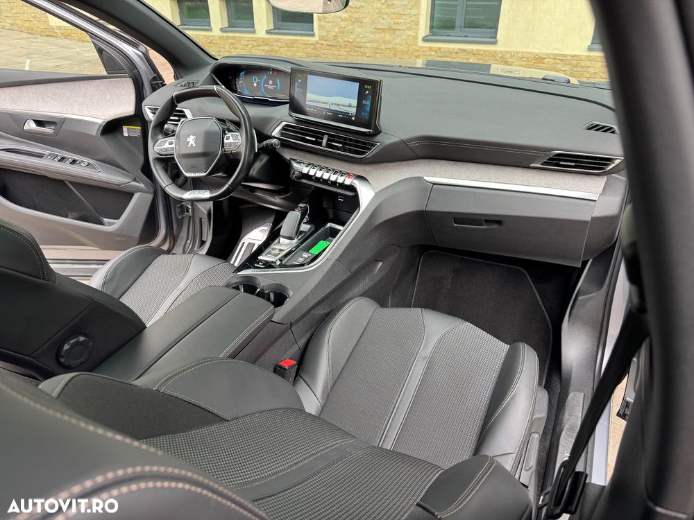 Peugeot 3008 PHEV 300 EAT8 4X4 GT - 25