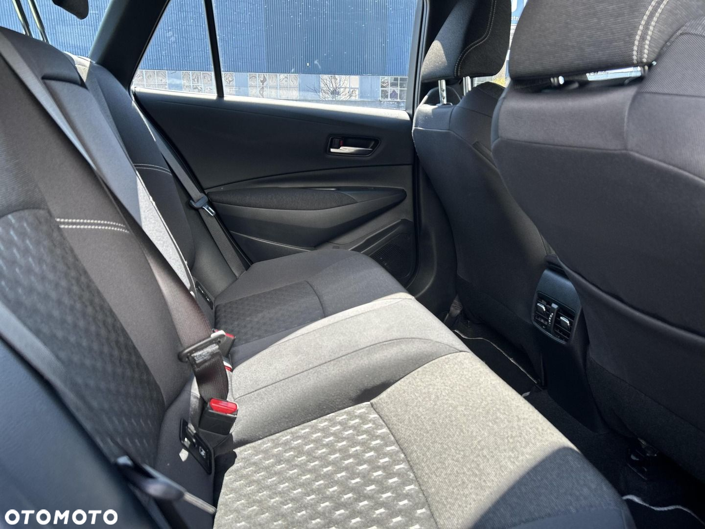 Toyota Corolla - 9