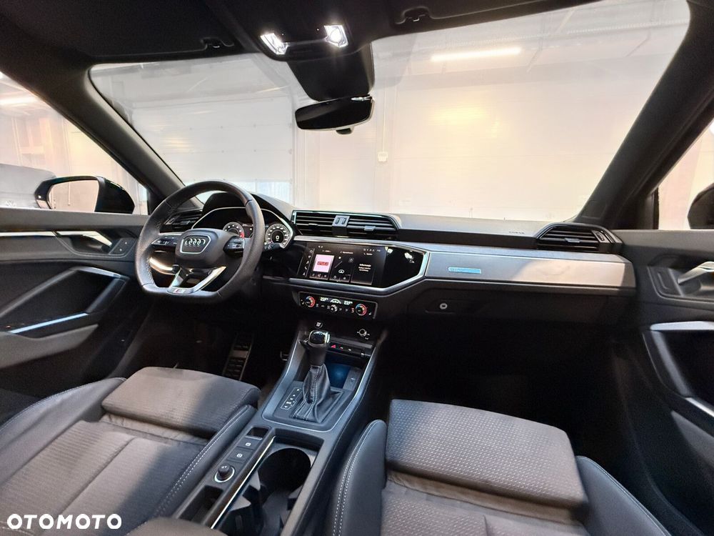 Audi Q3 Sportback - 29