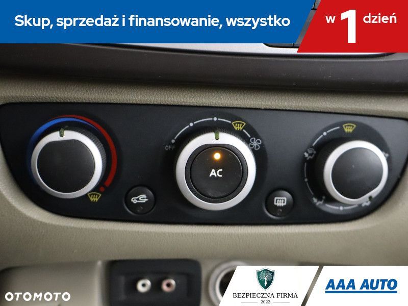 Renault Scenic - 18