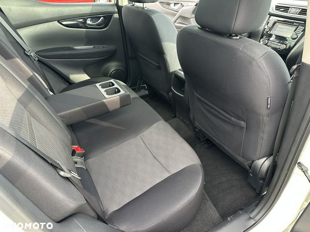 Nissan Qashqai - 16