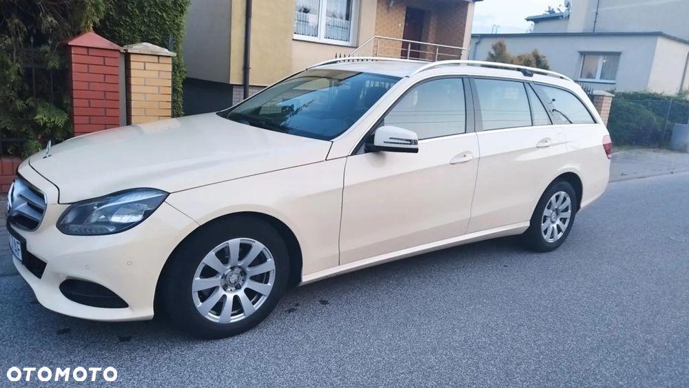 Mercedes-Benz Klasa E 200 BlueTEC 7G-TRONIC Classic - 2