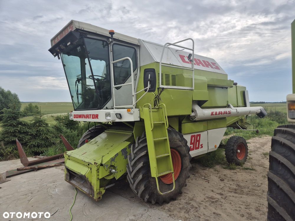 Claas Dominator 98S - 4