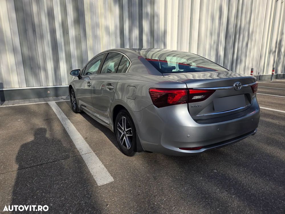 Toyota Avensis 1.8 Multidrive S Executive - 21