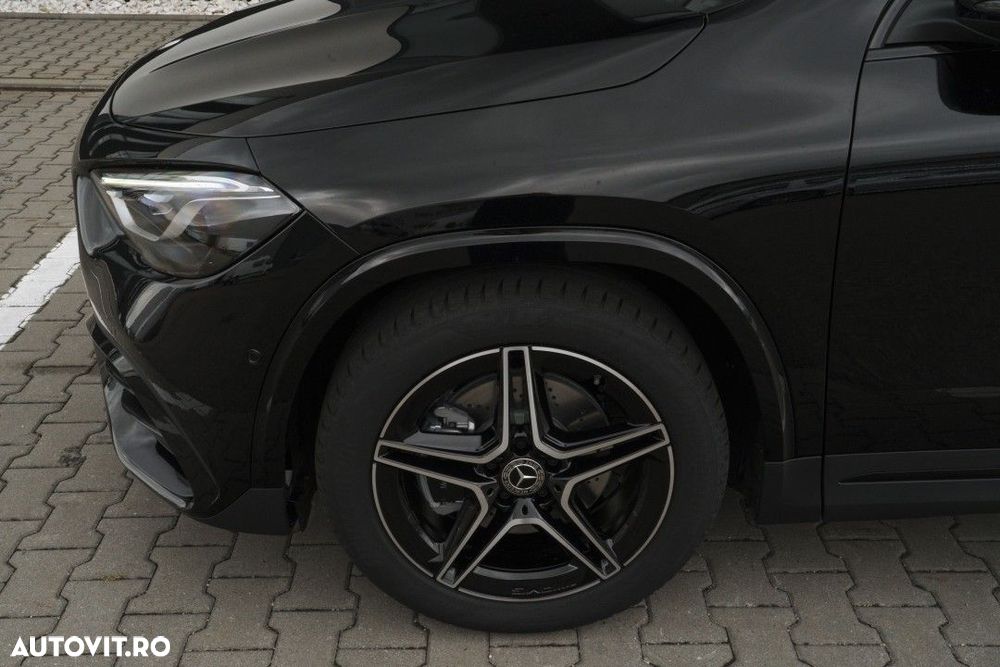 Mercedes-Benz GLA - 29