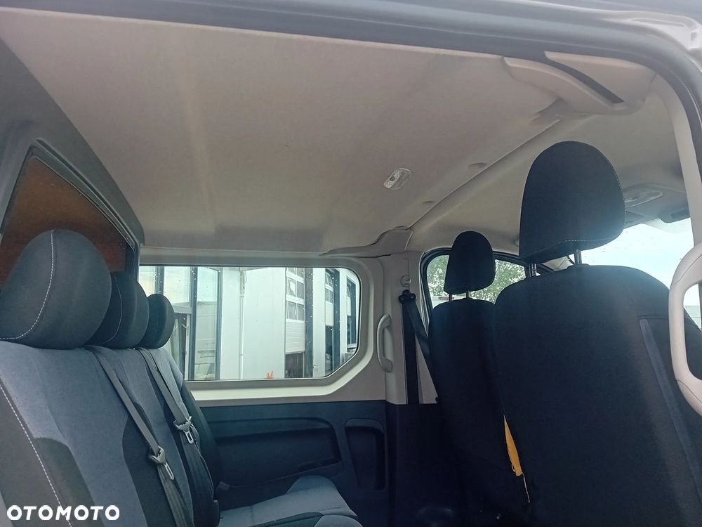 Opel Vivaro Brygadówka - 15