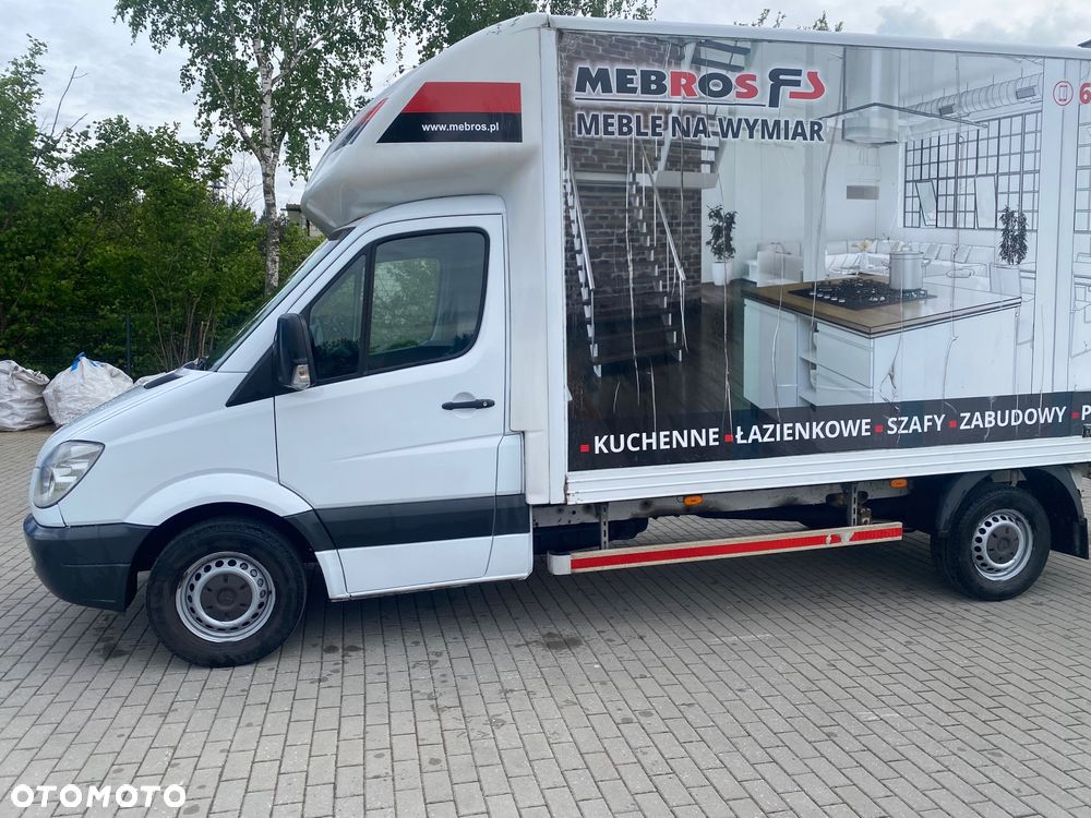 Mercedes-Benz Sprinter - 2
