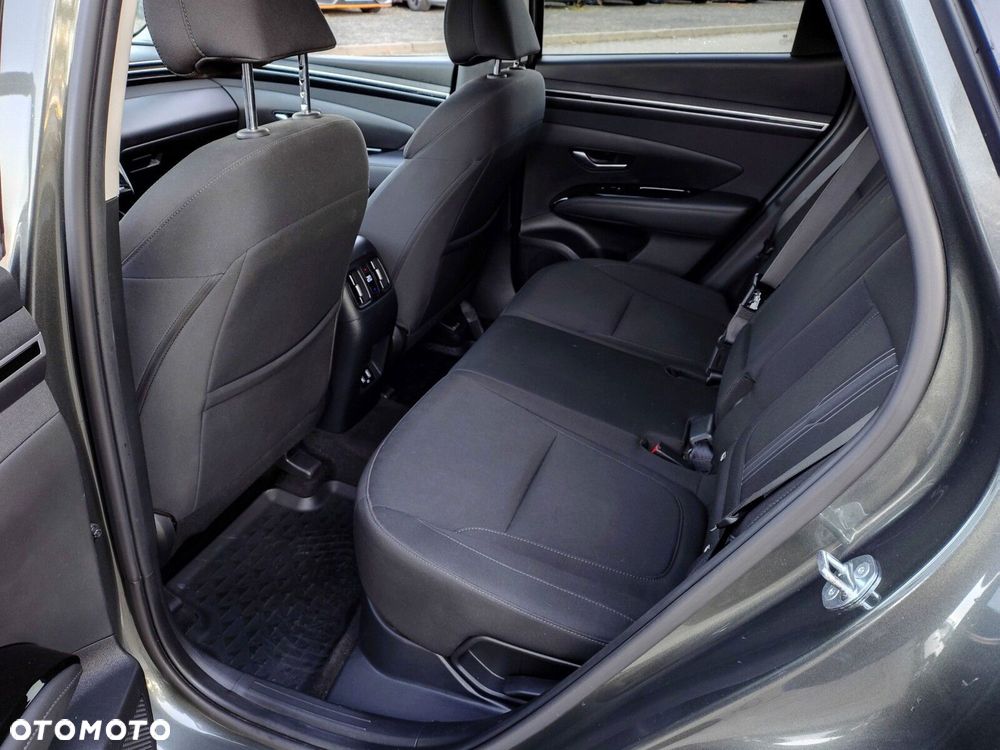 Hyundai Tucson 1.6 T-GDi HEV Executive 2WD - 24