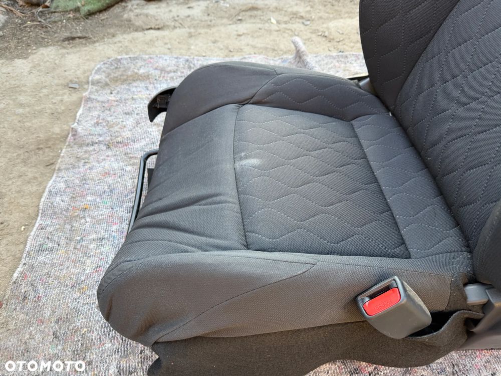 Fotele przód tył kanapa komplet Toyota Corolla Cross 2025r - 16