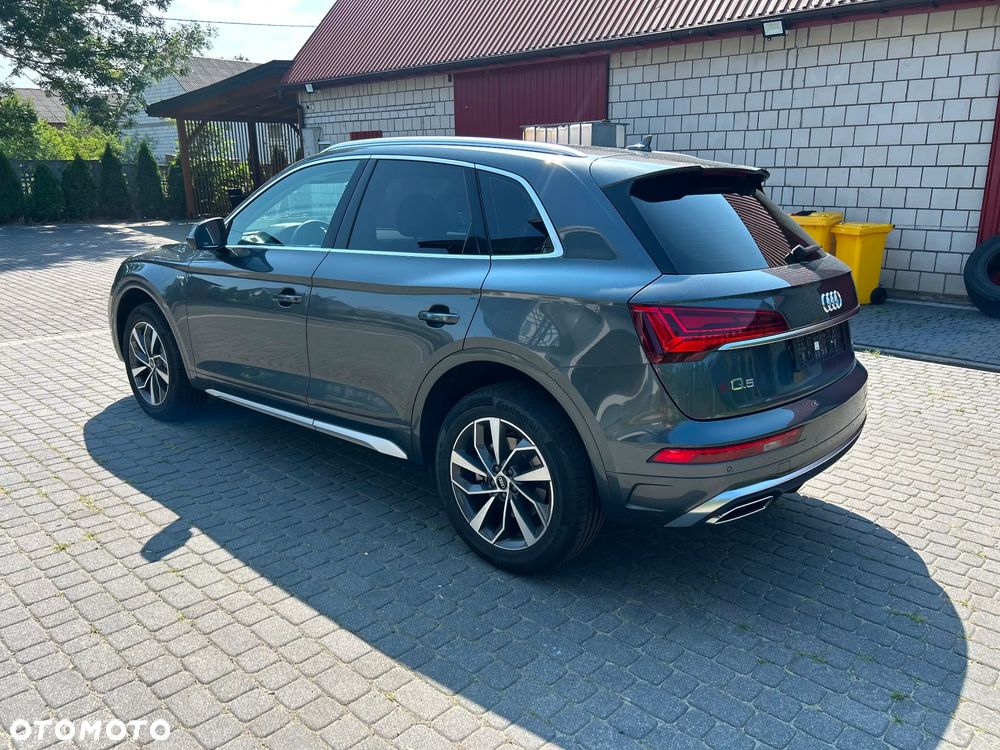 Audi Q5 40 TDI quattro S tronic S line - 4
