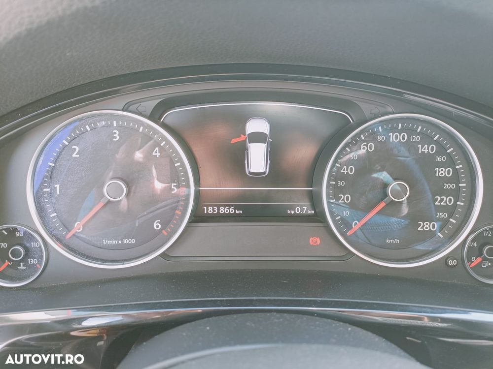 Volkswagen Touareg 3.0 V6 TDI BMT - 7