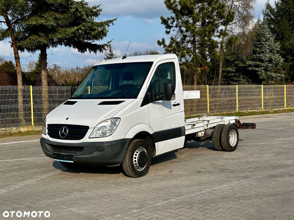 Mercedes-Benz Sprinter - 1