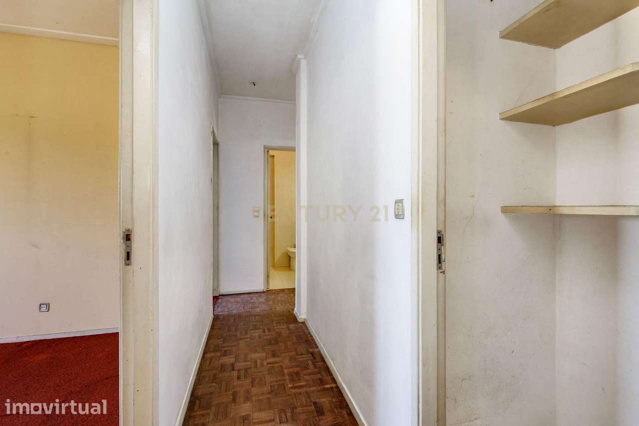 Apartamento T4 com 129 m² e estacionamento — Calçada do Tojal, oportun - Grande imagem: 5/30