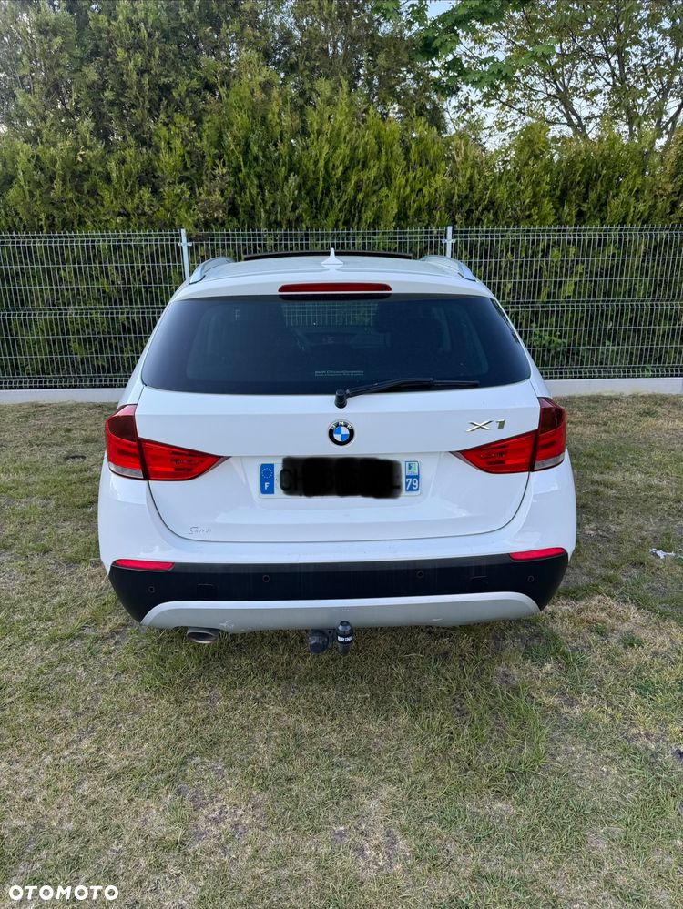 BMW X1 xDrive18d - 10