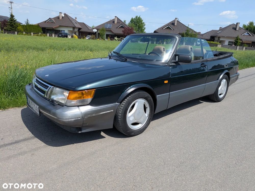 Saab 900 - 4