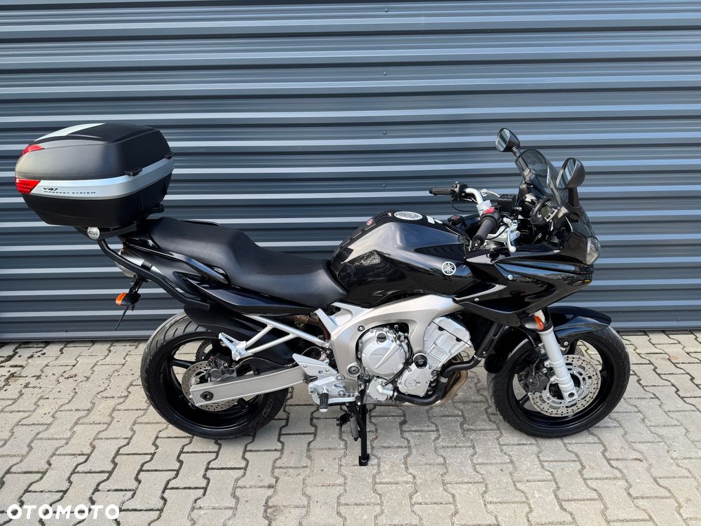Yamaha FZ6 - 2