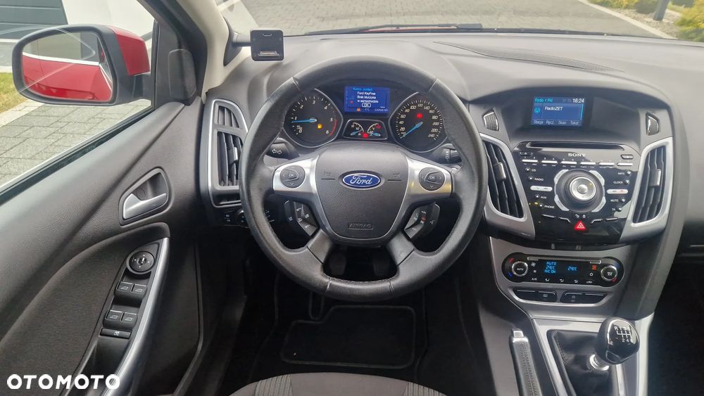 Ford Focus 1.6 TDCi DPF Titanium - 9