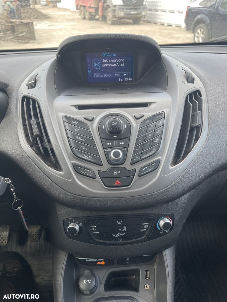 Ford Transit - 15