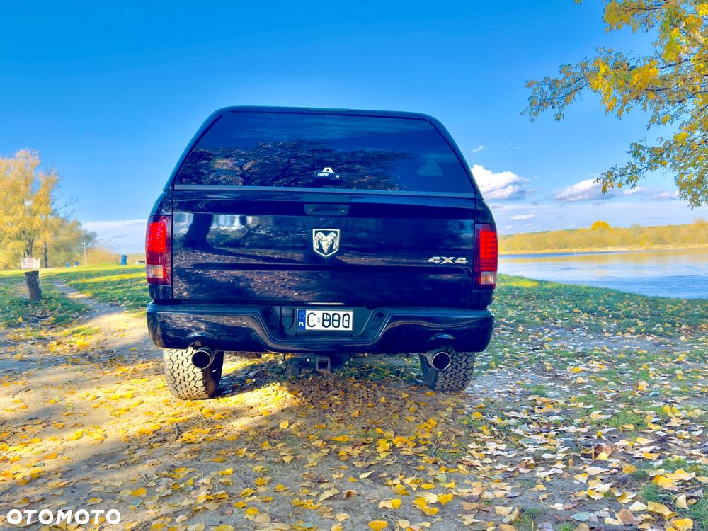 Dodge RAM 5.7 4x4 - 6