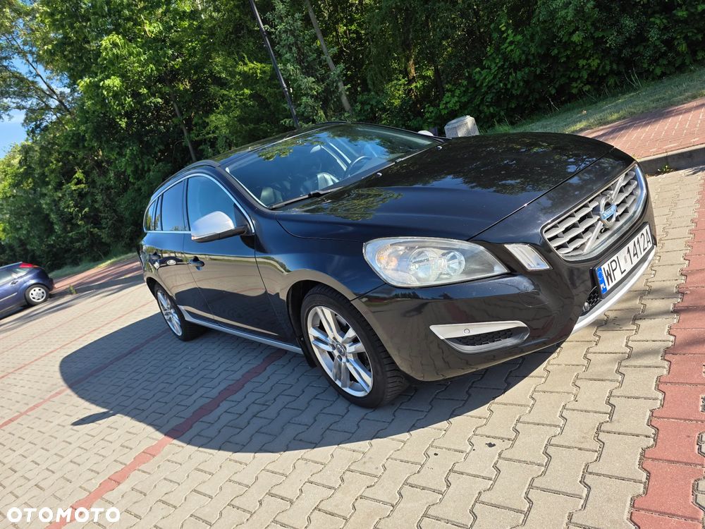Volvo V60 D4 Geartronic Momentum - 9