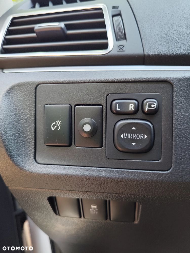 Toyota Verso 1.8 Premium EU5 7os - 24
