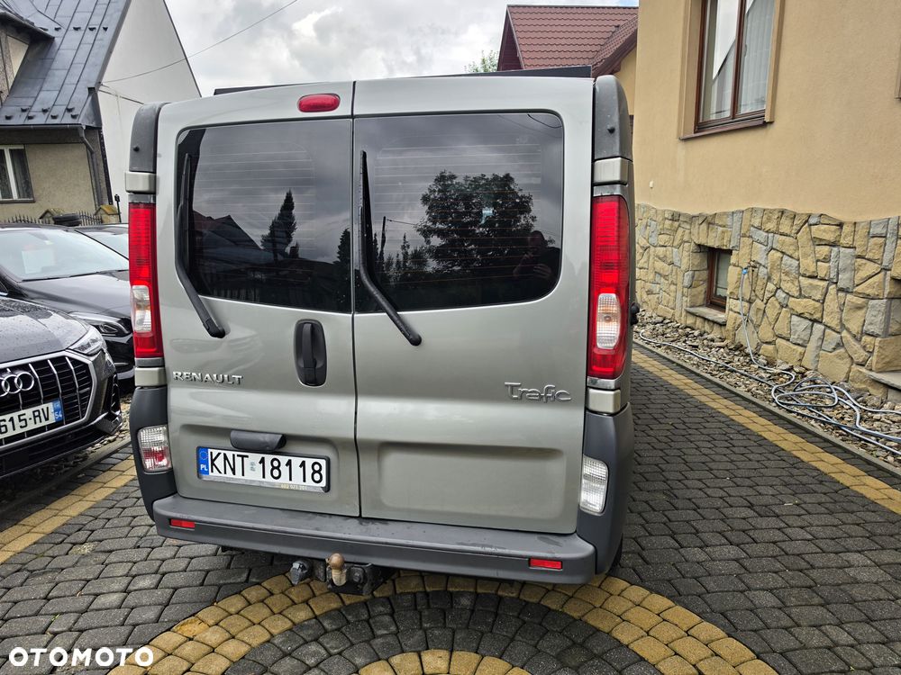 Renault Trafic - 17
