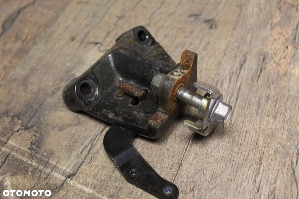 UCHWYT MOCOWANIE STOPKI XVS1100 DRAG STAR - 3