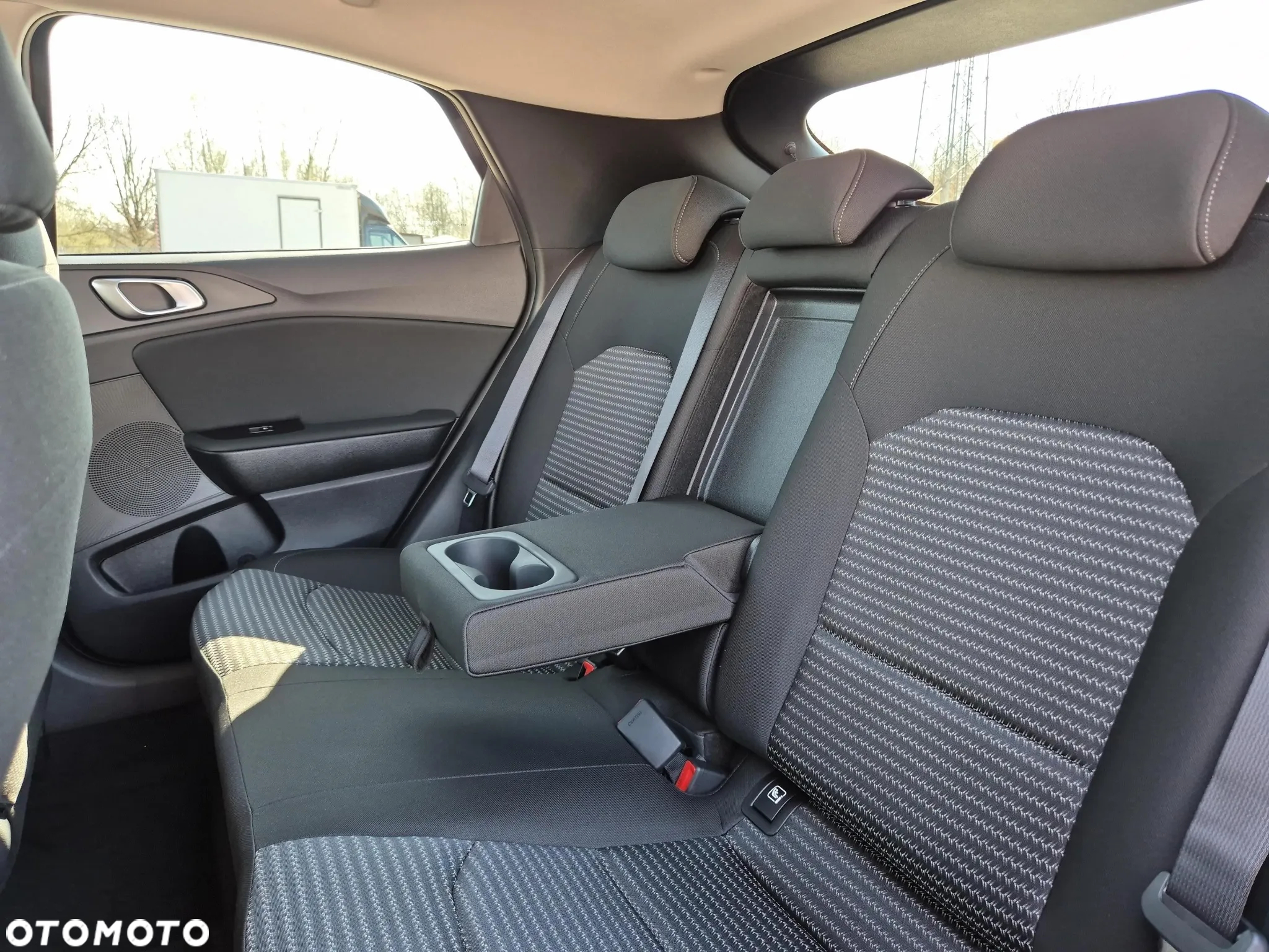 Kia XCeed 1.5 T-GDI M - 16