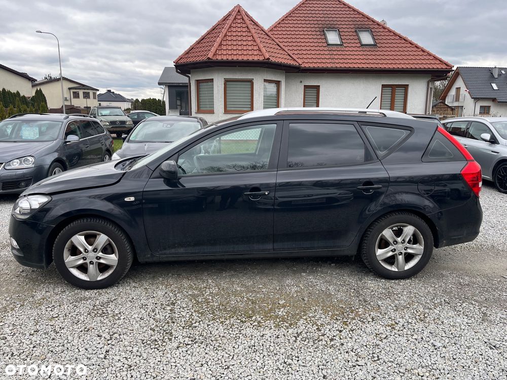 Kia Ceed 1.4 CVVT Attract - 13