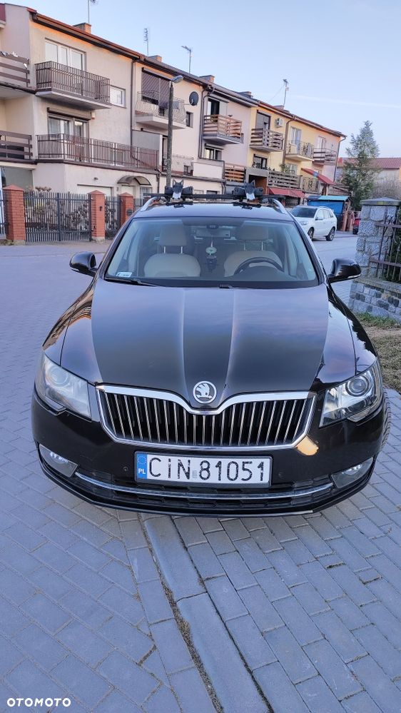 Skoda Superb - 1
