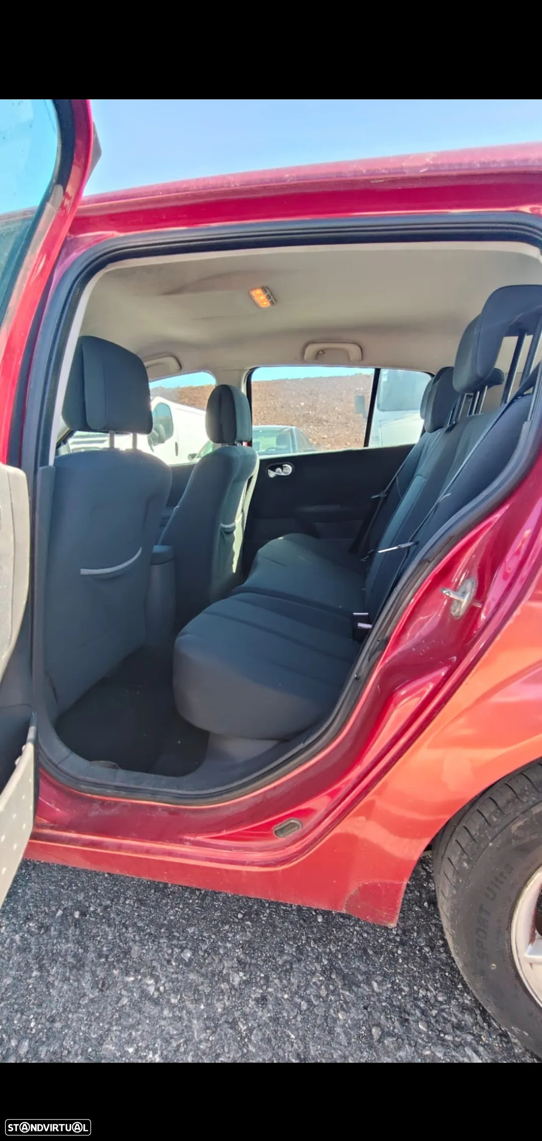 Renault Mégane 1.5 dCi Confort Dynamique - 9