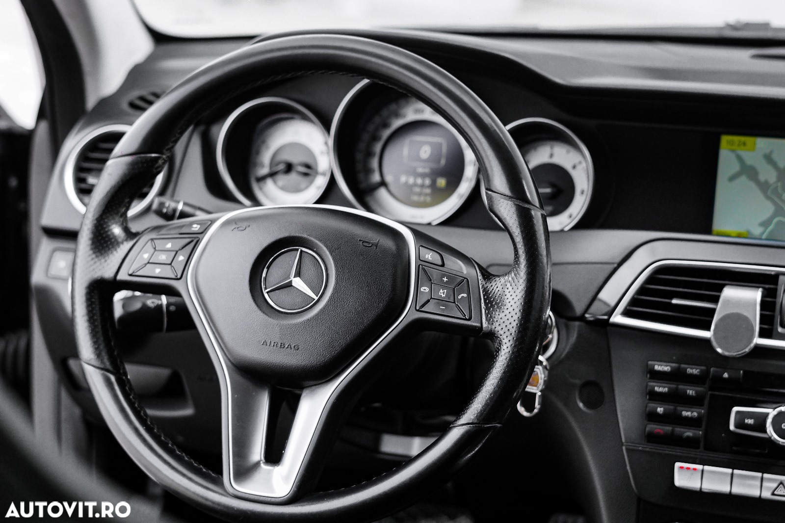 Mercedes-Benz C - 16