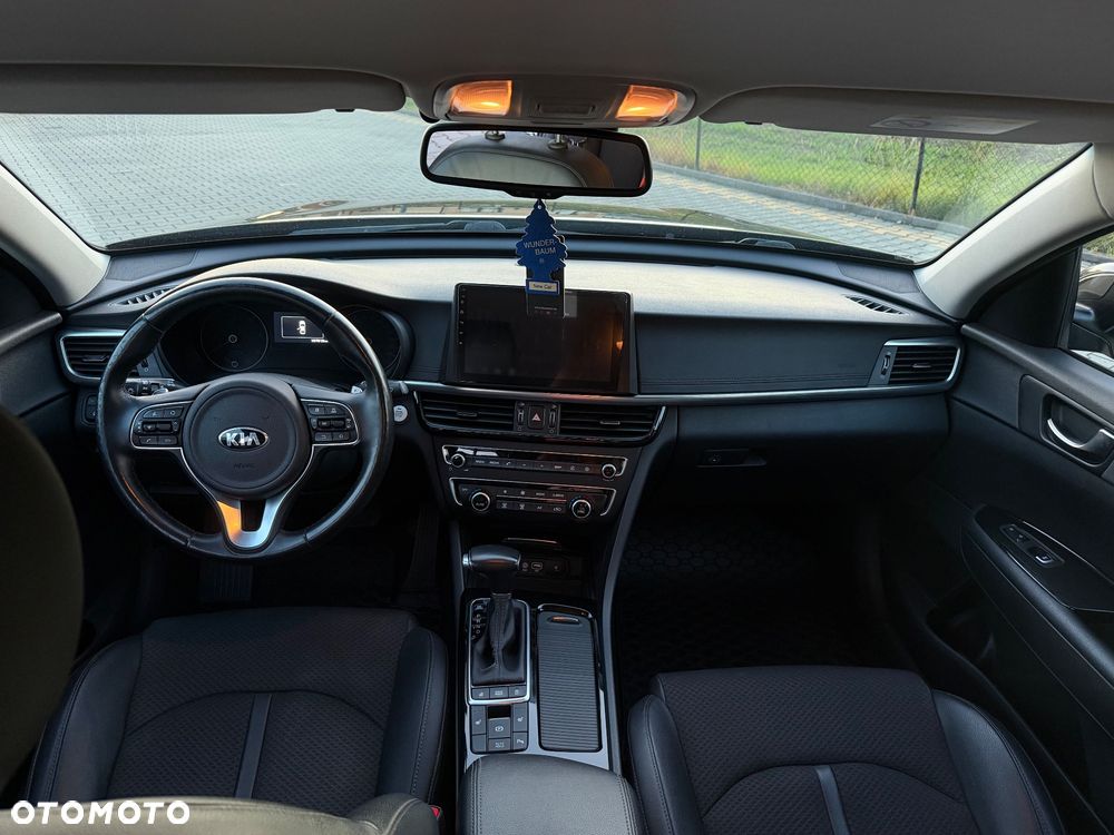 Kia Optima 1.7 CRDI L DCT - 24