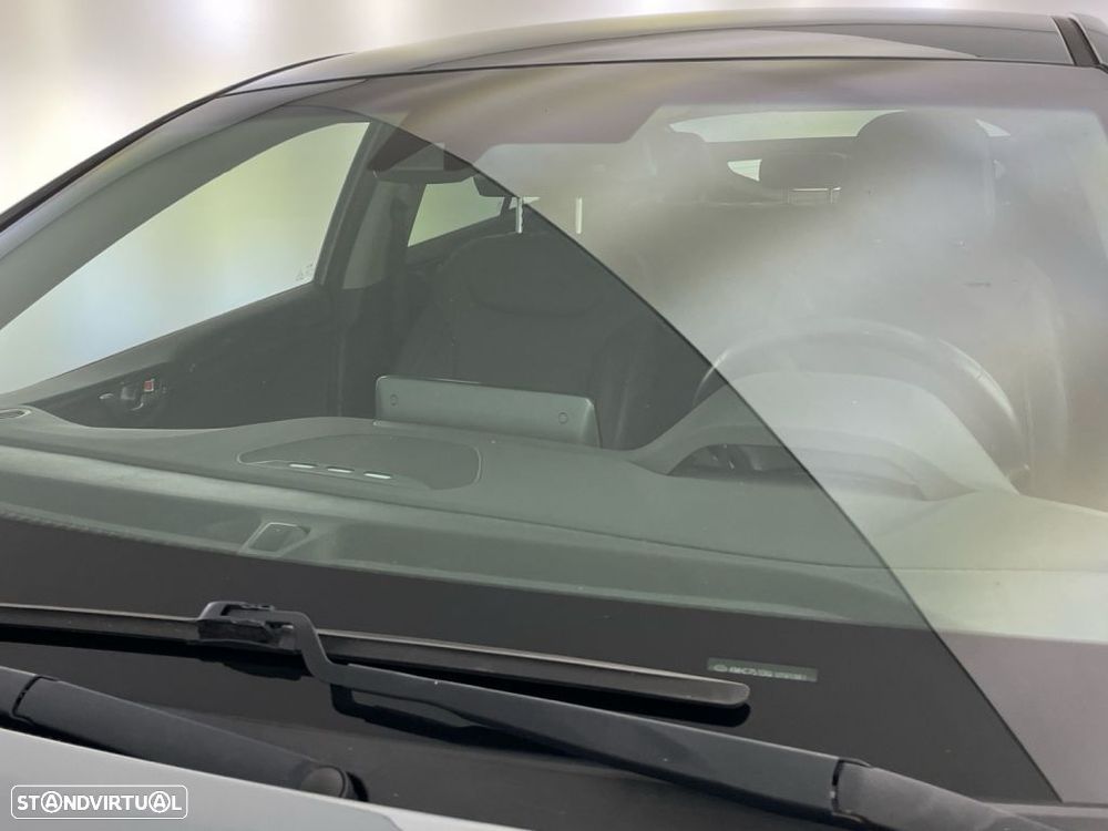 Hyundai Ioniq 1.6 GDI PHEV - 19