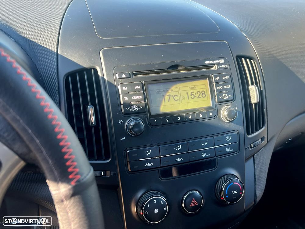 Hyundai i30 1.6 CRDI Blue Comfort - 6