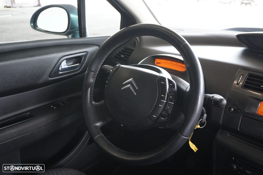 Citroën C4 1.6 HDi Exclusive - 9