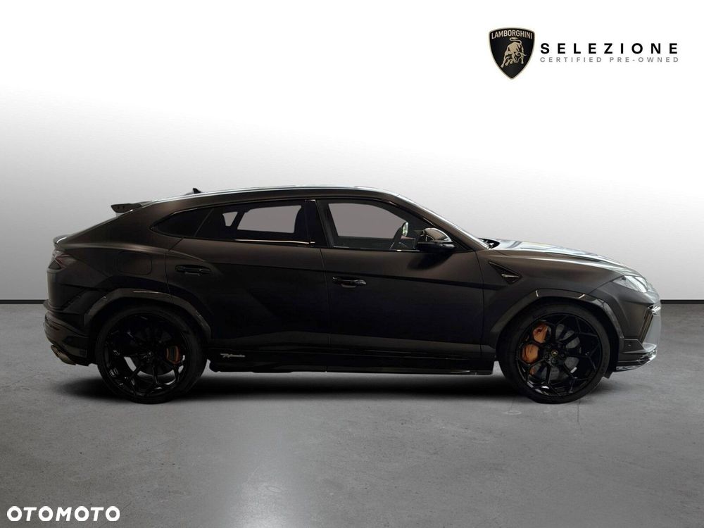 Lamborghini Urus - 3