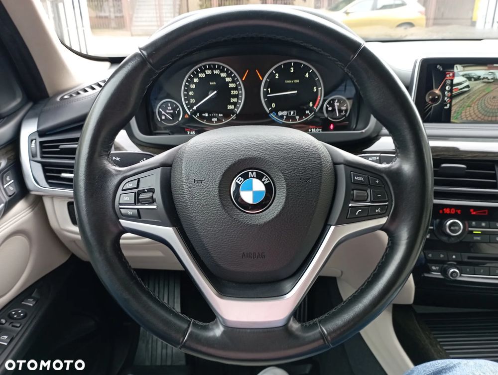 BMW X5 xDrive30d - 12