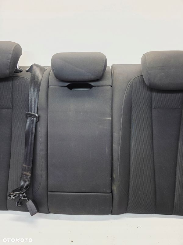 KANAPA FOTEL OPARCIE TYŁ MATERIAŁ AUDI A4 B9 - 5