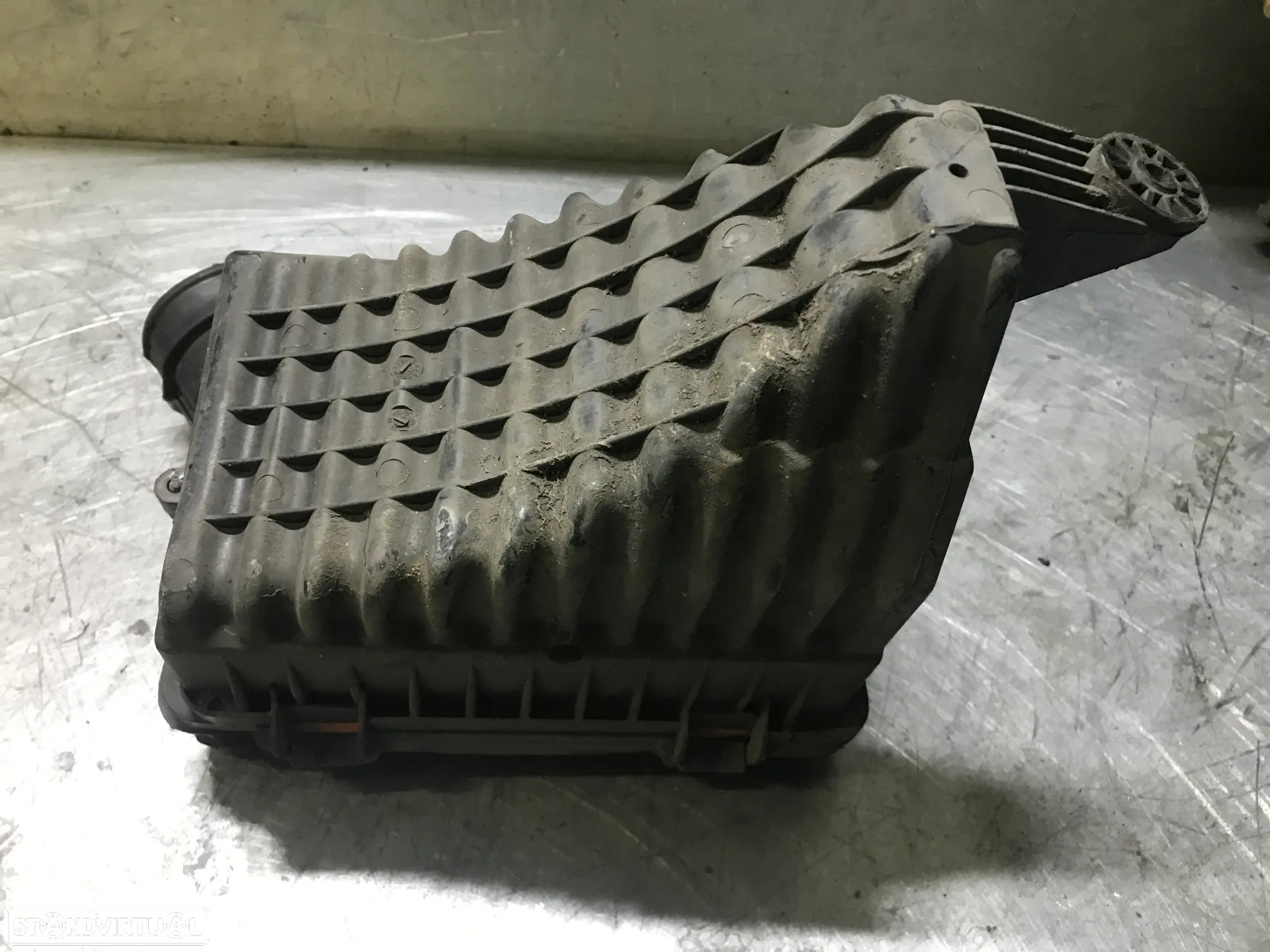 CAIXA DO FILTRO DE AR FIAT BRAVO / MAREA 1.9TD 7786004 - 2