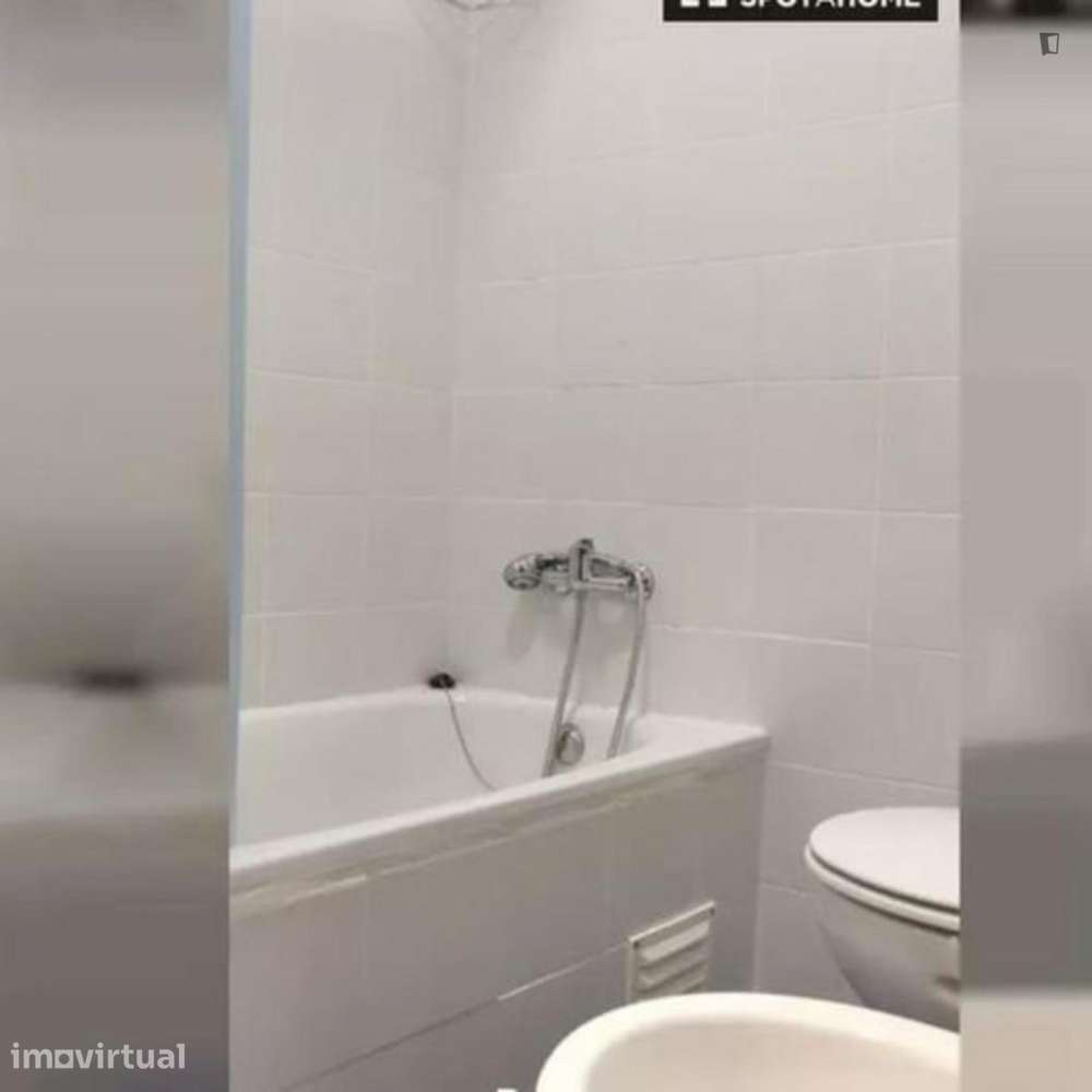 Quarto - localizado em Alcântara Lisbon - Grande imagem: 5/8
