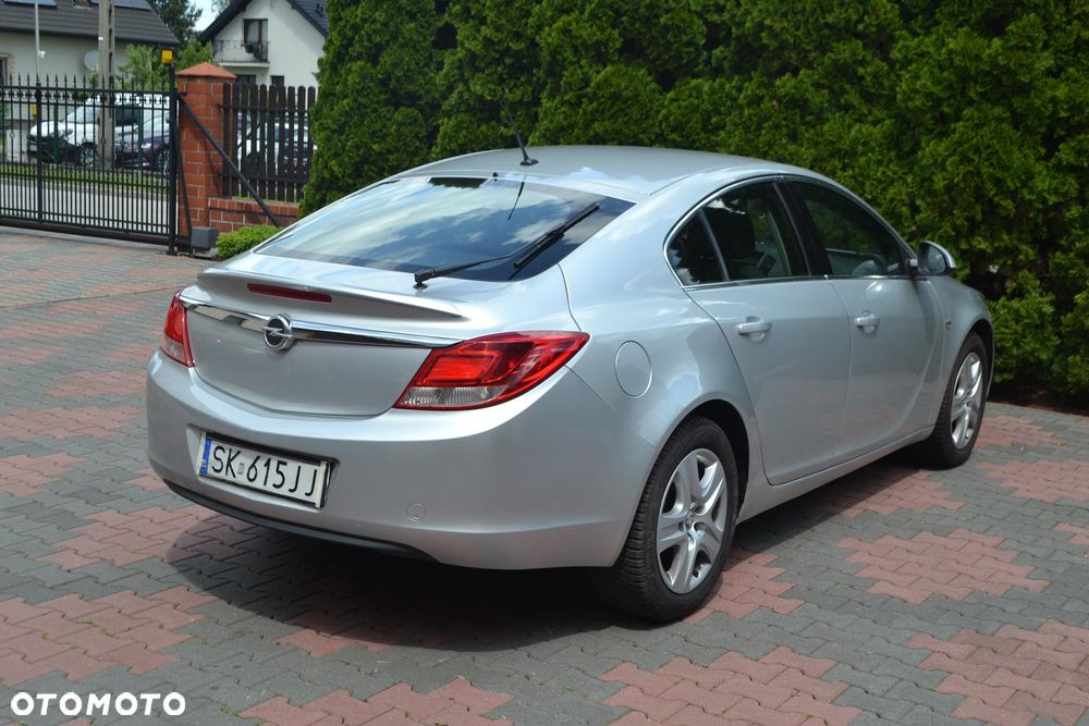 Opel Insignia 1.8 Cosmo - 2
