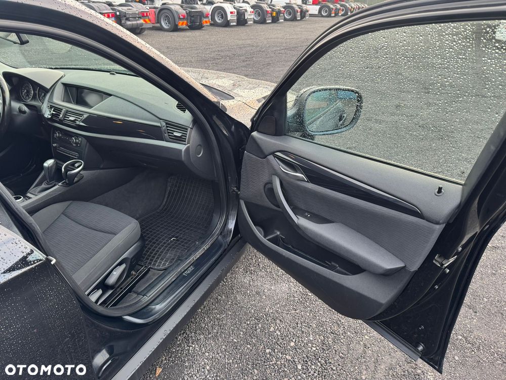 BMW X1 sDrive18d - 14